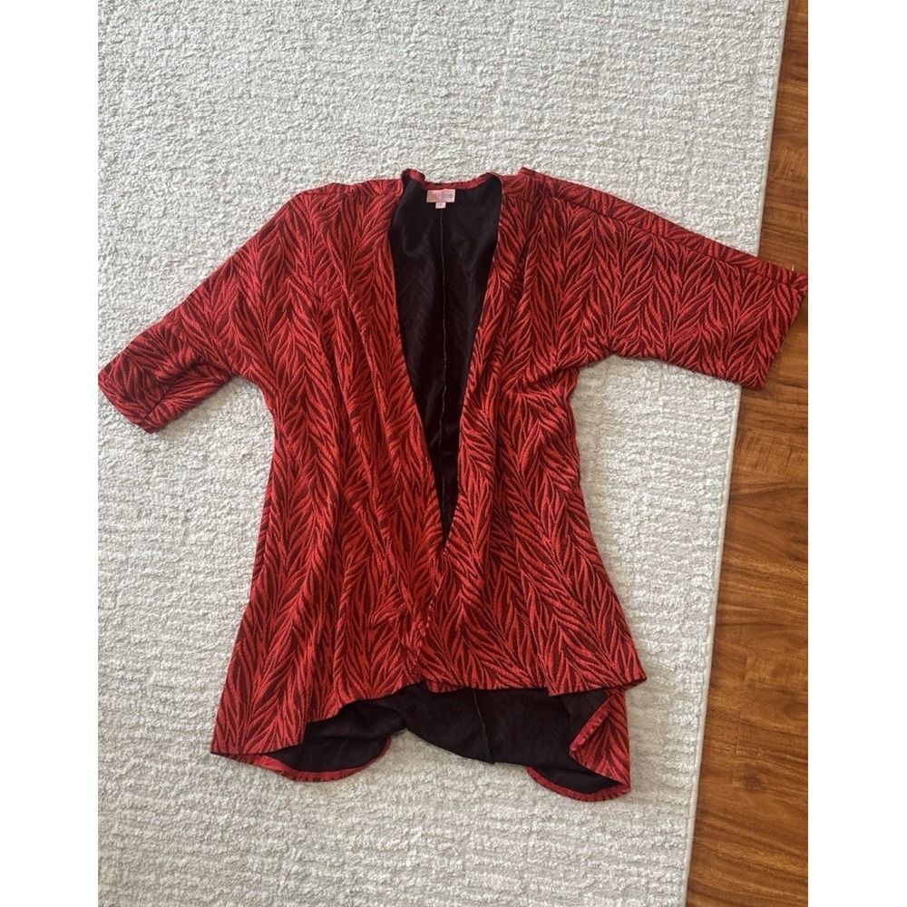LuLaRoe Lindsay Red Black Pattern Kimono Cardigan Top Open Front Boho‎ Duster S